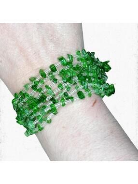 6165gc. Stone Chip Handmade Crochet Bracelet